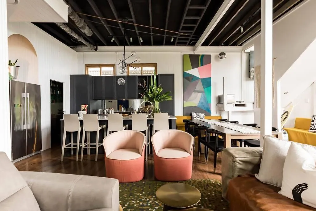 City View Arthouse Brisbane 0*,